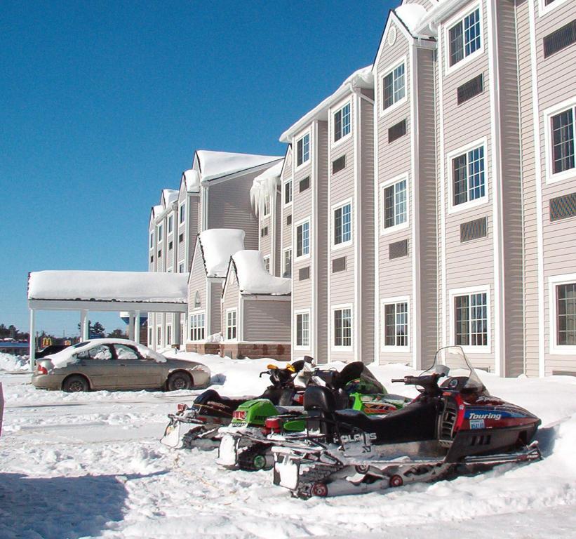 Parry Sound Inn And Suites المظهر الخارجي الصورة