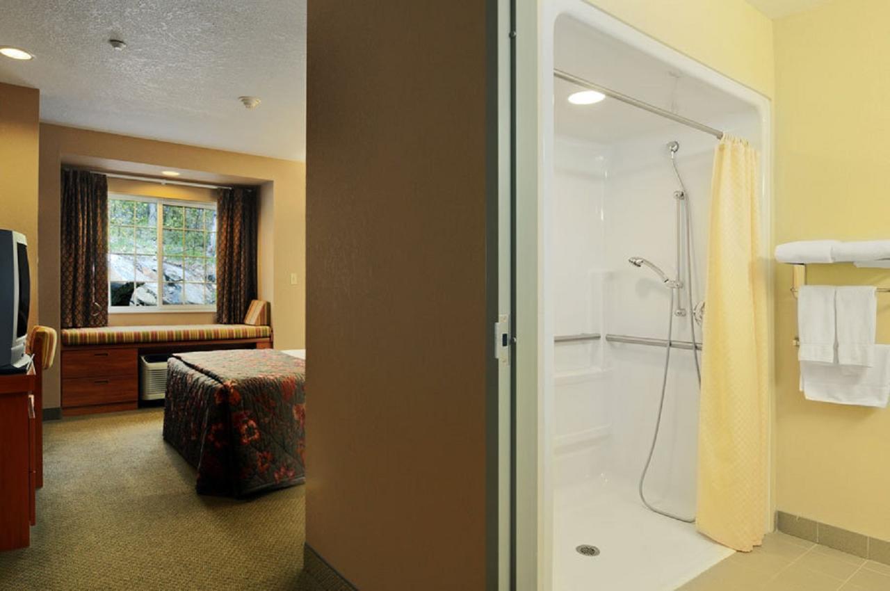 Parry Sound Inn And Suites الغرفة الصورة